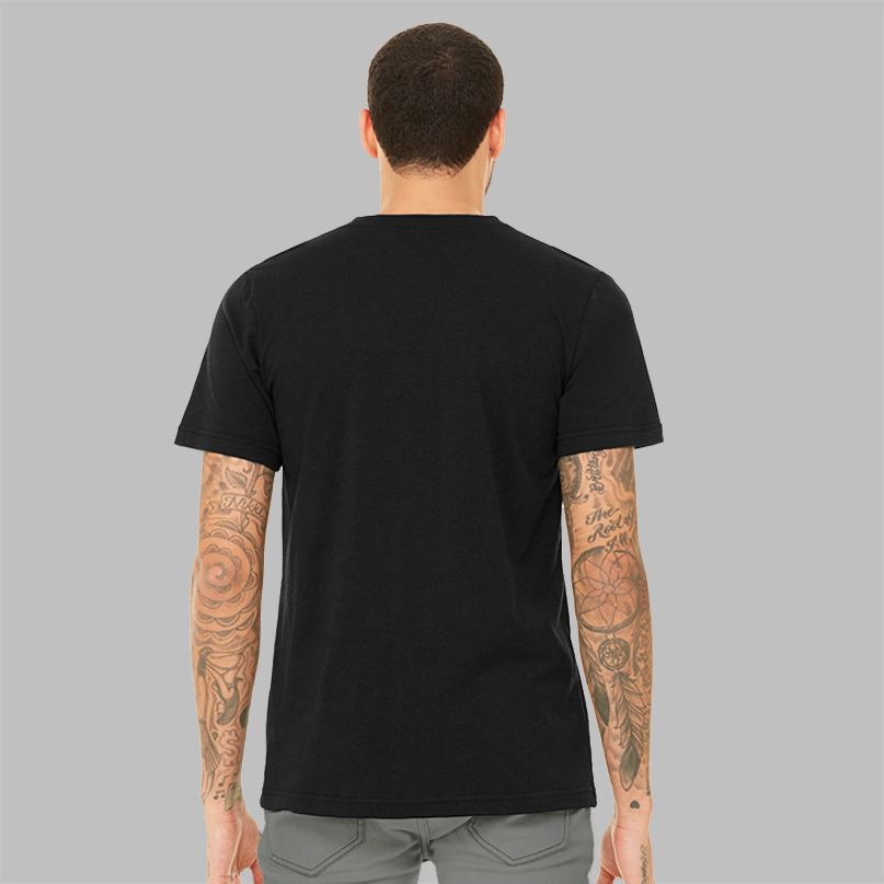 The back of a man wearing a black t-shirt to show the slim fit and that there are no graphics.